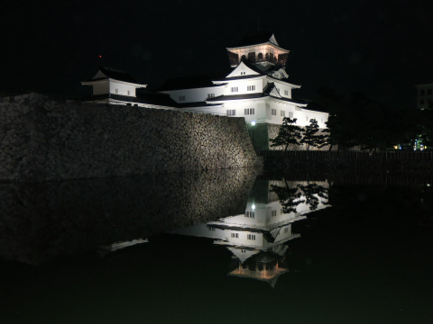 �Ŗ�ɕ����ԕx�R��